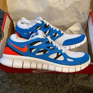 NEW! Nike Free Run 2 , white base with blue , pink and black details